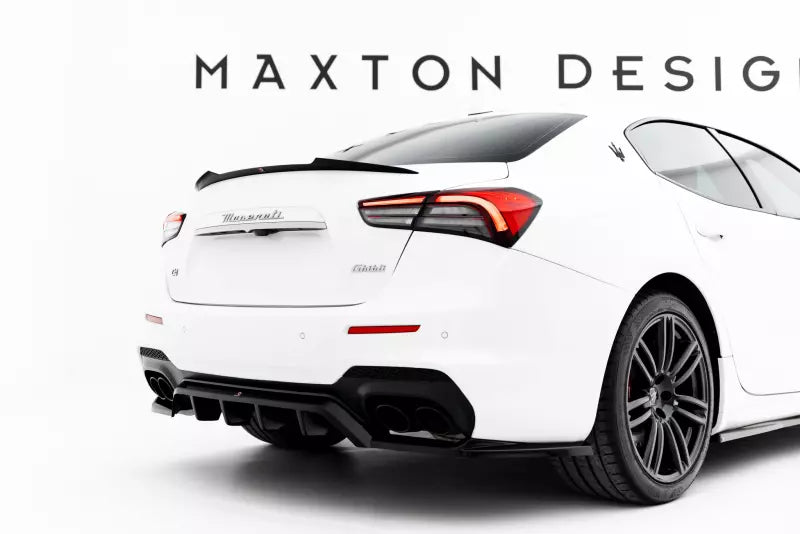 Maxton Design Heckdiffusor für Maserati Ghibli Modena Mk3 Facelift Hochglanz schwarz – Ansicht 2