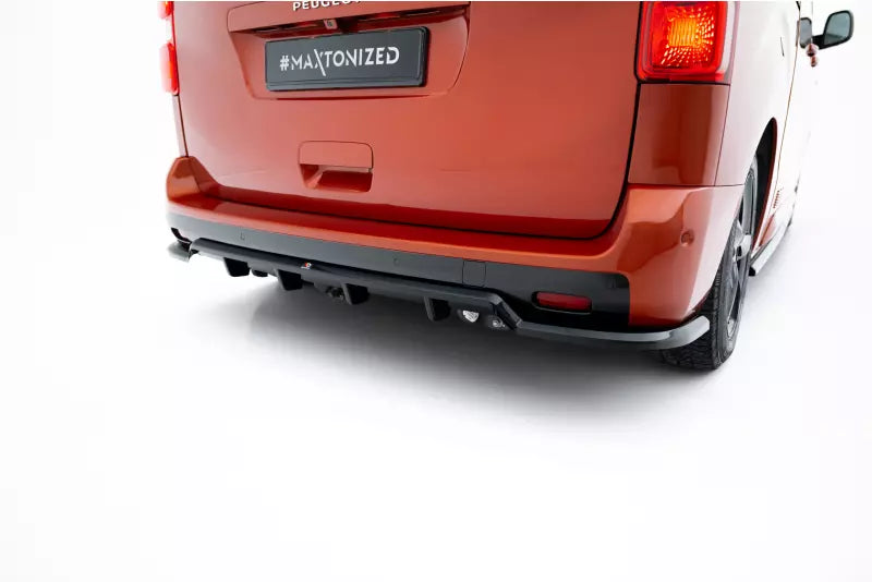 Maxton Design Heckdiffusor für Peugeot Expert Mk3 Hochglanz schwarz – Ansicht 4