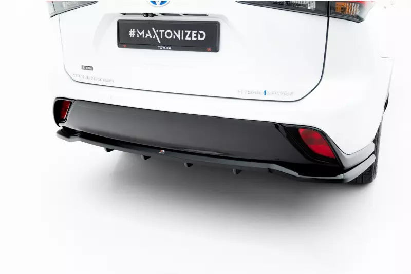 Maxton Design Heckdiffusor für Toyota Highlander Mk4 Hochglanz schwarz – Ansicht 1