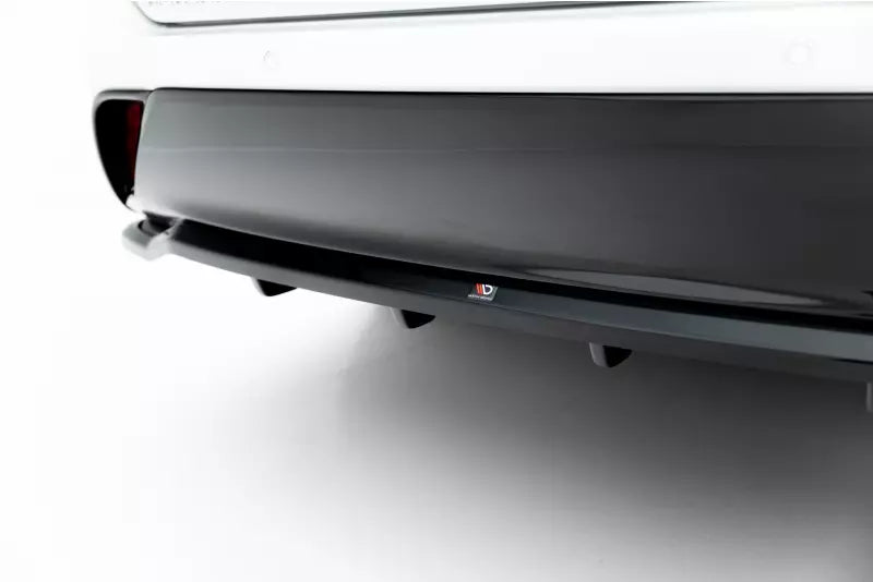 Maxton Design Heckdiffusor für Toyota Highlander Mk4 Hochglanz schwarz – Ansicht 4