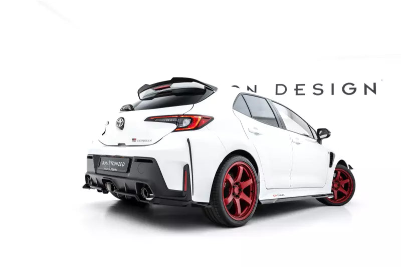 Maxton Design Heckspoiler Lippe für Toyota GR Corolla Mk12 Hochglanz schwarz – Ansicht 1