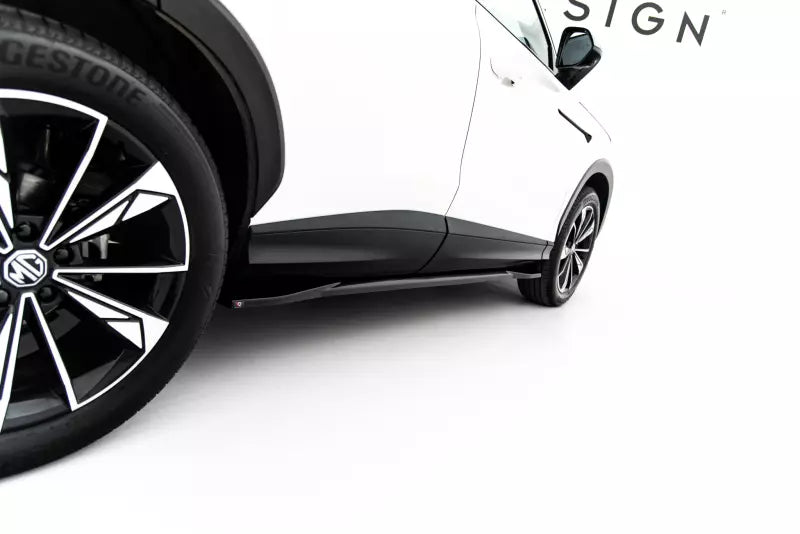 Maxton Design Seitenschweller (Paar) für MG HS Mk2 Hochglanz schwarz – Ansicht 1