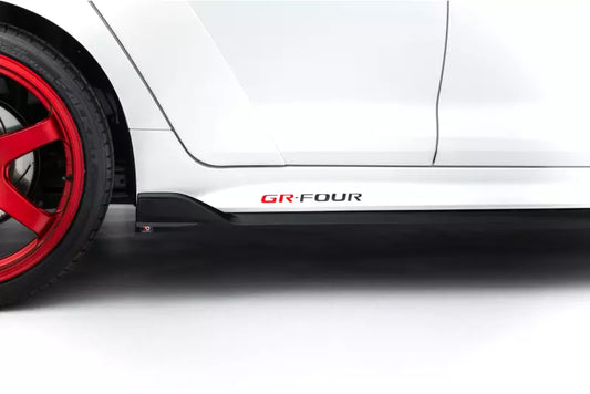 Maxton Design Seitenschweller (Paar) V.2 für Toyota GR Corolla Mk12 Hochglanz schwarz – Ansicht 1