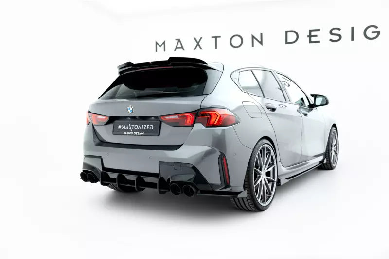 Maxton Design Street Pro Heckdiffusor für BMW M135i F70 Schwarz – Ansicht 3