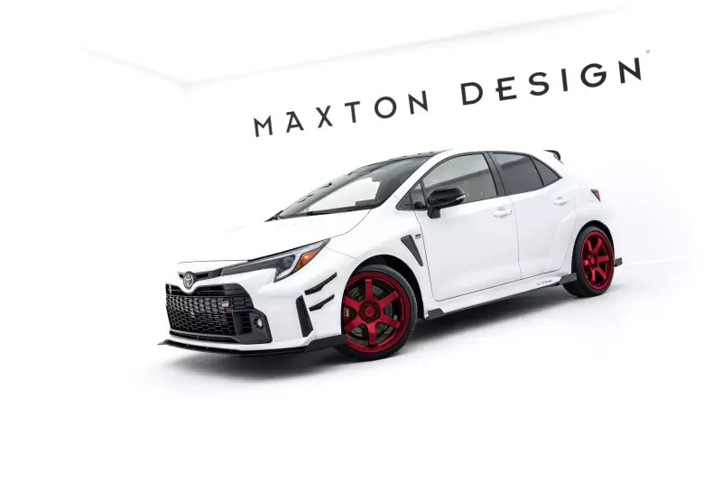 Maxton Design Street Pro Seitenschweller (Paar) mit Flaps für Toyota GR Corolla Mk12 Schwarz mit Hochglanz Flaps – Ansicht 2
