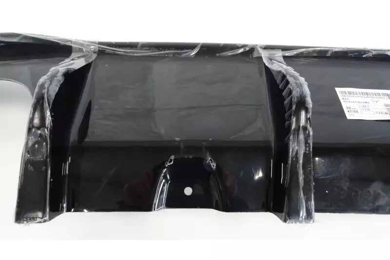 B-Ware Maxton Design Heckdiffusor V.3 für VW Golf 8 Clubsport Hochglanz schwarz – Ansicht 4