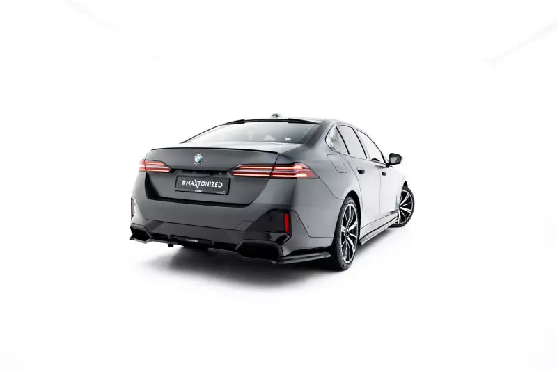 Maxton Design Heckdiffusor V.1 für BMW 5er / I5 M-Paket G60 / G61 Hochglanz schwarz – Ansicht 1