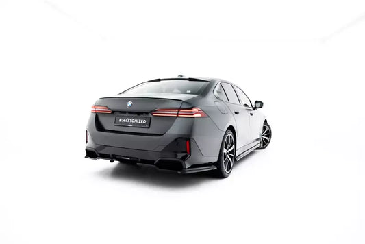 Maxton Design Heckdiffusor V.1 für BMW 5er / I5 M-Paket G60 / G61 Hochglanz schwarz – Ansicht 1