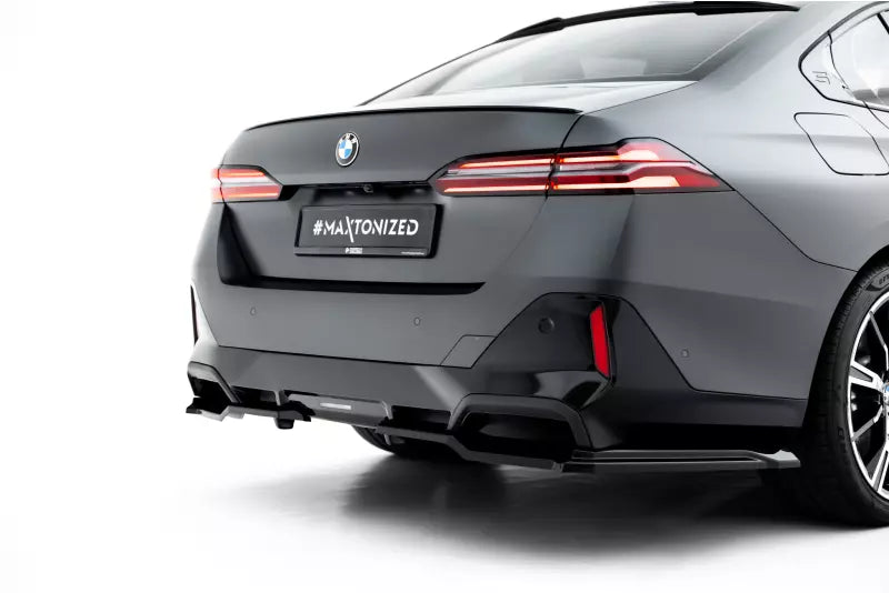 Maxton Design Heckdiffusor V.1 für BMW 5er / I5 M-Paket G60 / G61 Hochglanz schwarz – Ansicht 2