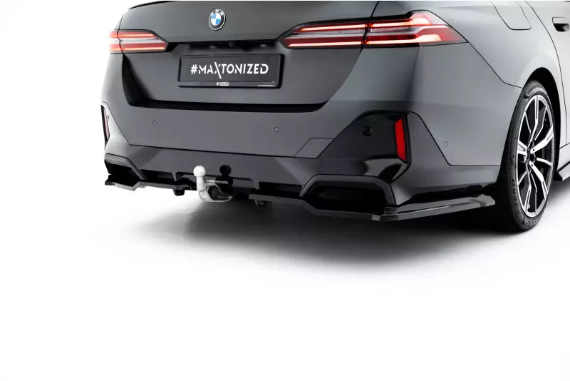 Maxton Design Heckdiffusor V.1 für BMW 5er / I5 M-Paket G60 / G61 Hochglanz schwarz – Ansicht 3