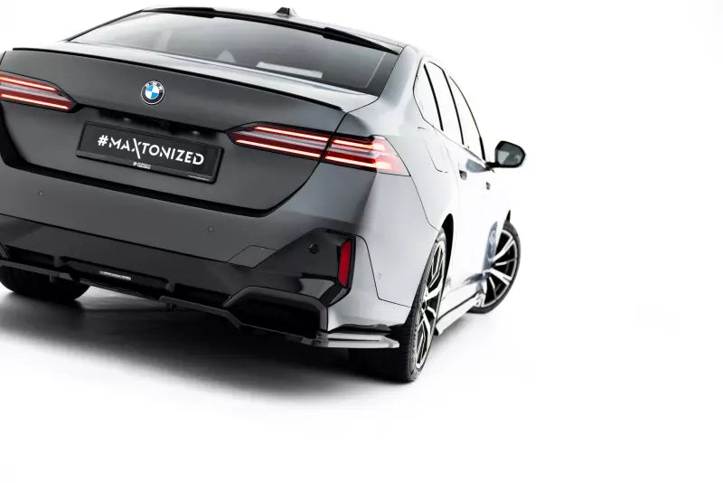 Maxton Design Heckdiffusor V.1 für BMW 5er / I5 M-Paket G60 / G61 Hochglanz schwarz – Ansicht 4