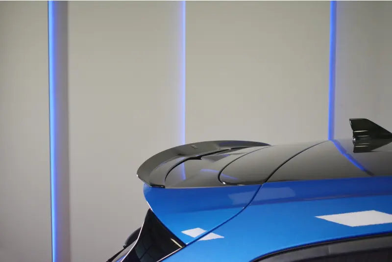 Maxton Design Heckspoiler Lippe V.2 für Ford Focus Hatchback ST-Line Mk4 Hochglanz schwarz – Ansicht 3