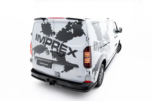 Maxton Design Heckspoiler Lippe V.2 für VW Transporter T7 / Ford Transit Custom Mk2 Hochglanz schwarz – Ansicht 1