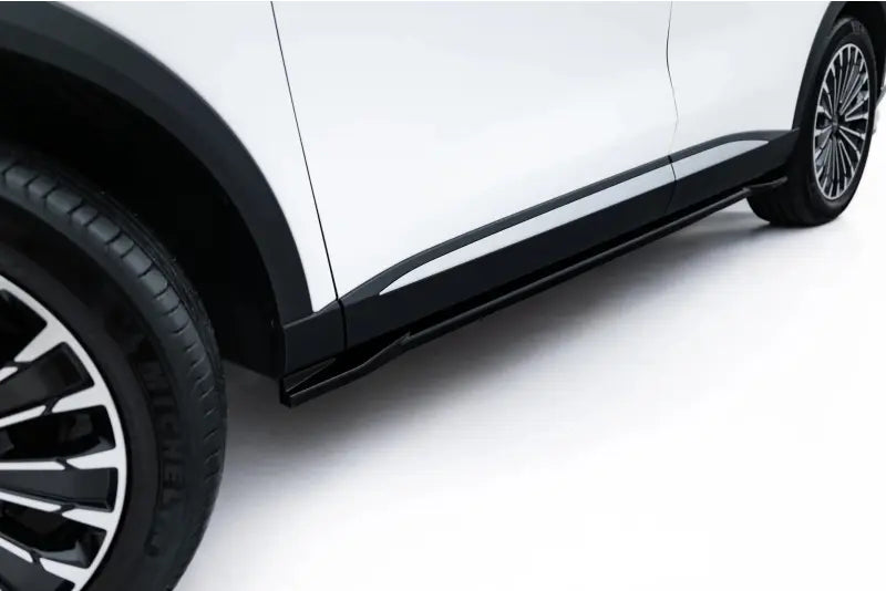 Maxton Design Seitenschweller (Paar) für Omoda 9 Mk1 Hochglanz schwarz – Ansicht 2