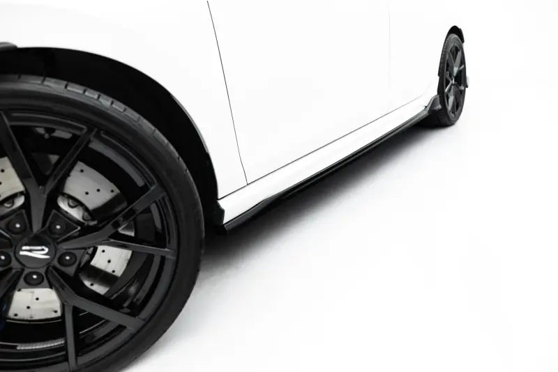 Maxton Design Seitenschweller (Paar) für VW Golf R Variant Mk8 / Mk8 Facelift Hochglanz schwarz – Ansicht 3
