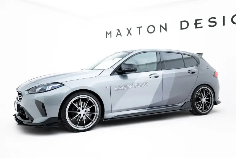 Maxton Design Seitenschweller (Paar) V.2 für BMW M135i M Performance F70 Hochglanz schwarz – Ansicht 3