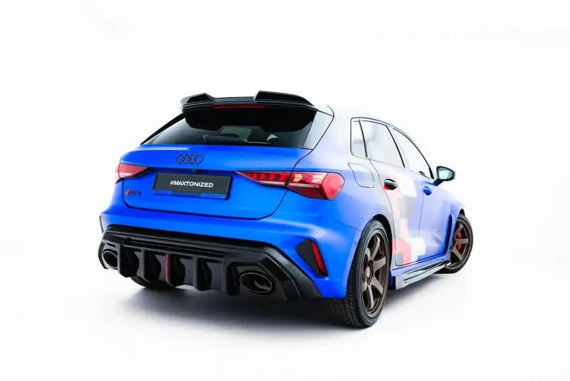 Maxton Design Heckdiffusor für Audi RS3 Limousine 8Y Facelift (Version mit Originalreflektor) (2024-) Hochglanz schwarz – Ansicht 2