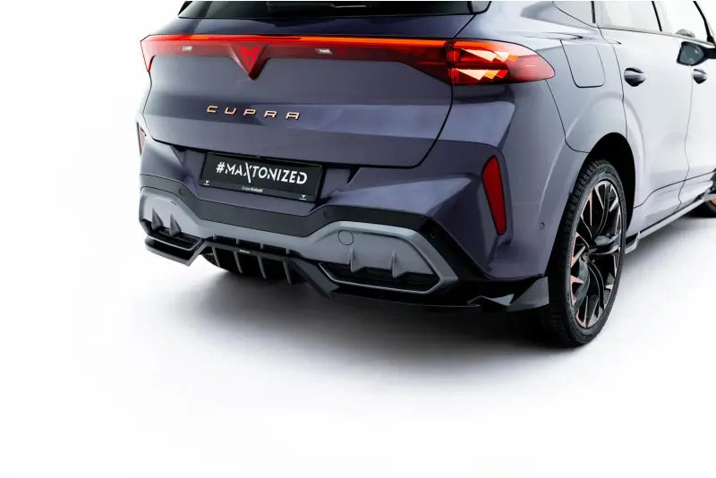 Maxton Design Heckdiffusor V.3 für Cupra Terramar Mk1 (mit AHK) Hochglanz schwarz – Ansicht 3
