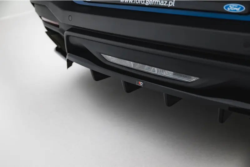 Maxton Design Heckdiffusor für Ford Mustang GT Mk7 Hochglanz schwarz – Ansicht 1