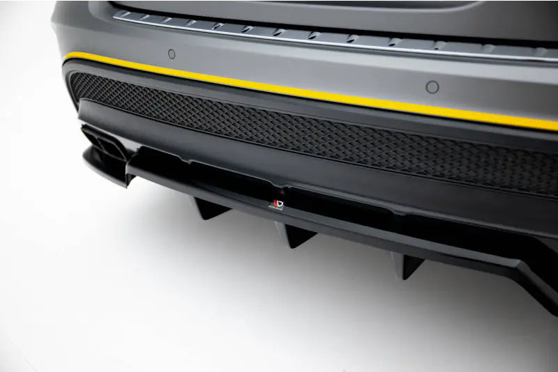 Maxton Design Heckdiffusor V.2 für Mercedes-Benz GLA 45 AMG X156 Hochglanz schwarz – Ansicht 3