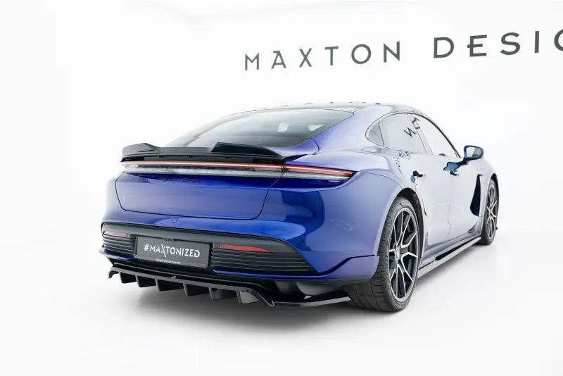Maxton Design Heckdiffusor für Porsche Taycan Turbo S Mk1 Hochglanz schwarz – Ansicht 1