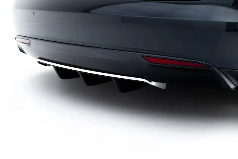 Maxton Design Heckdiffusor für Tesla Model S Mk1 Hochglanz schwarz – Ansicht 3