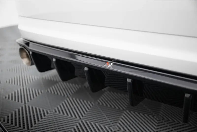Maxton Design Heckdiffusor für VW Jetta GLI Mk7 Hochglanz schwarz – Ansicht 3