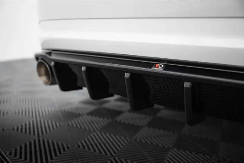 Maxton Design Heckdiffusor für VW Jetta GLI Mk7 Hochglanz schwarz – Ansicht 4