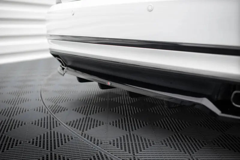 Maxton Design Heckdiffusor für VW Passat GT B8 Facelift USA (2018-2020) Hochglanz schwarz – Ansicht 4