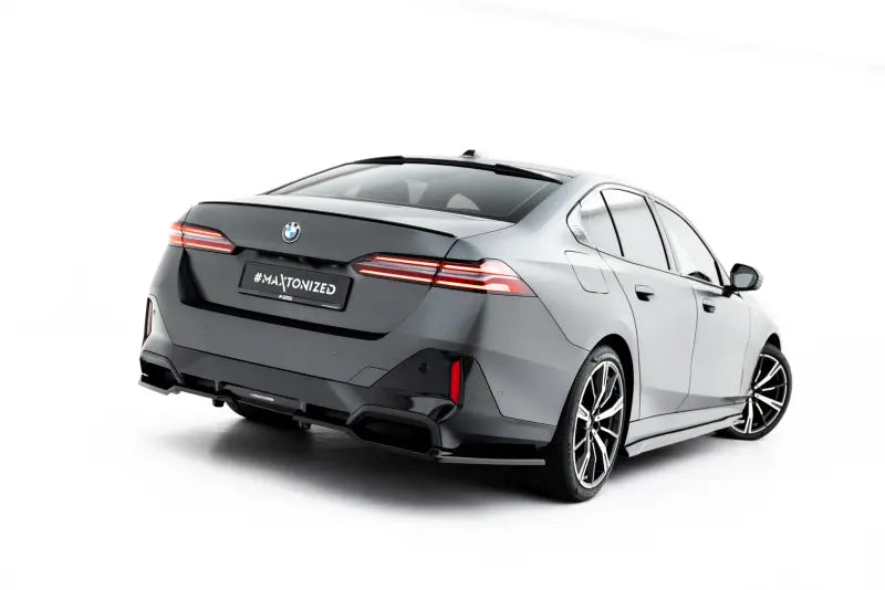 Maxton Design Diffusor Flaps V.2 für BMW 5er / i5 M-Paket Limousine / Touring G60 / G61 Hochglanz schwarz – Ansicht 1