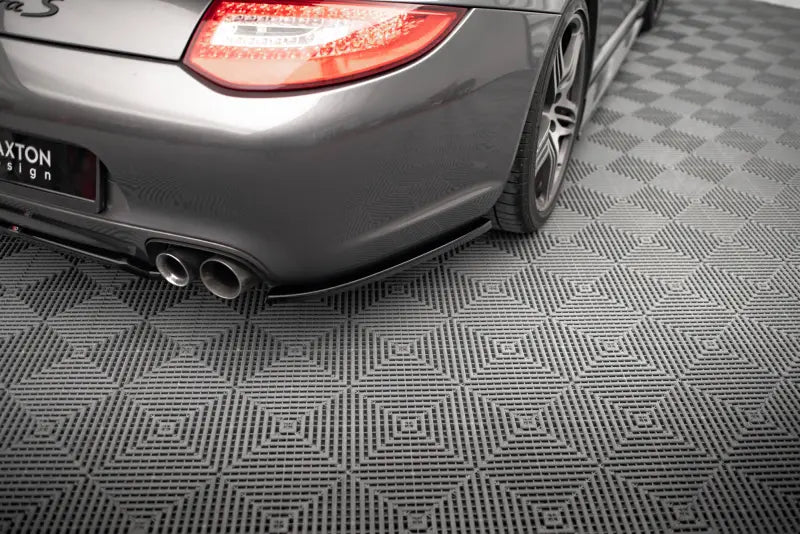 Maxton Design Diffusor Flaps V.1 für Porsche 911 Carrera / Carrera GTS 997 Facelift (2009-2011) Hochglanz schwarz – Ansicht 3