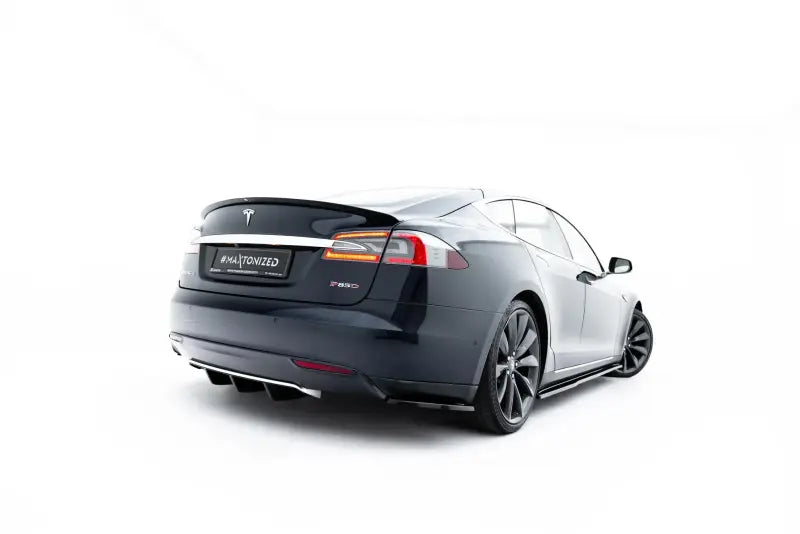 Maxton Design Diffusor Flaps V.2 für Tesla Model S Mk1 Hochglanz schwarz – Ansicht 2