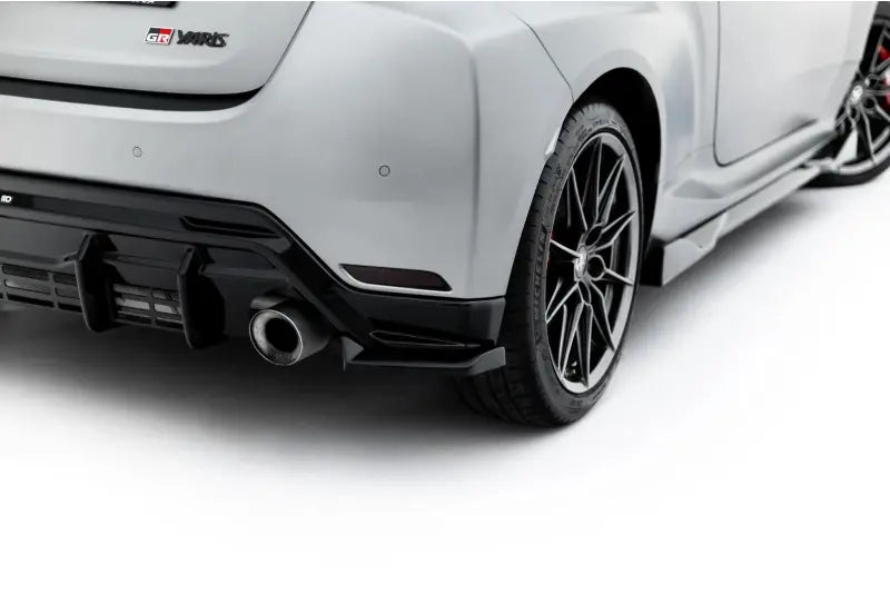 Maxton Design Diffusor Flaps V.3 für Toyota GR Yaris Mk4 Facelift (2024-) Hochglanz schwarz – Ansicht 3