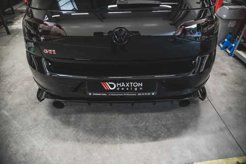 Maxton Design Diffusor Flaps V.1 für VW Golf 7 GTI TCR (2019) Hochglanz rot – Ansicht 3