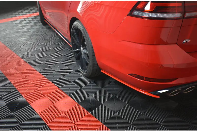 Maxton Design Diffusor Flaps V.2 für VW Golf 7 R Variant Facelift (2016-2020) Hochglanz rot – Ansicht 1