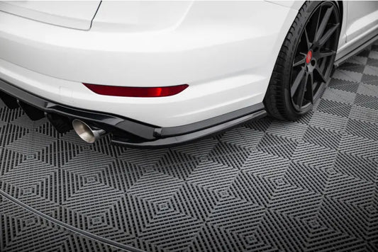 Maxton Design Diffusor Flaps V.1 für VW Jetta GLI Mk7 Hochglanz schwarz – Ansicht 1