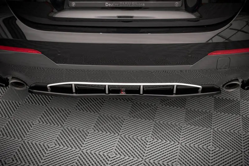 B-Ware Maxton Design Heckdiffusor für BMW 4er G22 M Paket Hochglanz schwarz – Ansicht 1
