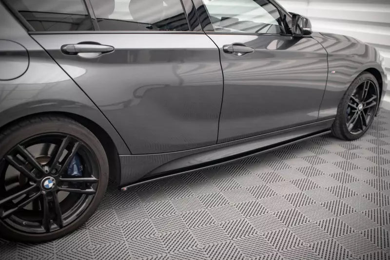 Maxton Design Seitenschweller (Paar) V.1 für BMW 1er F20 M135i / M140i / M Paket (5-Türer) Hochglanz schwarz – Ansicht 1