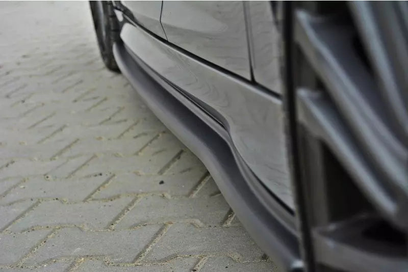 Maxton Design Seitenschweller (Paar) für Ford Focus RS Mk3 Hochglanz schwarz – Ansicht 2