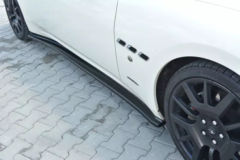 Maxton Design Seitenschweller (Paar) für Maserati Granturismo 2007-2011 Hochglanz schwarz – Ansicht 1