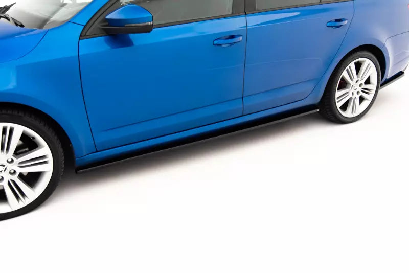 Maxton Design Seitenschweller (Paar) für Skoda Octavia RS 3 III 5E (vor und nach Facelift) Hochglanz schwarz – Ansicht 1