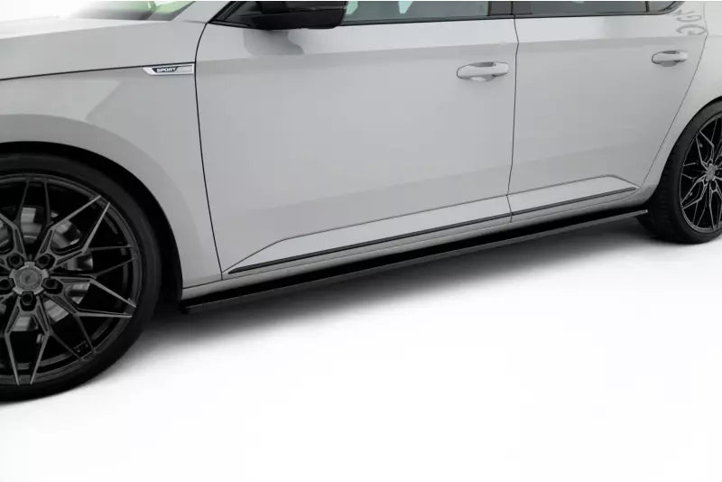 Maxton Design Seitenschweller (Paar) für Skoda Superb 3 III 3V Hochglanz schwarz – Ansicht 1