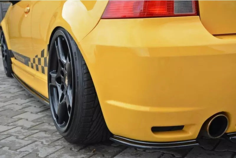 Maxton Design Seitenschweller (Paar) für VW Golf 4 R32 Hochglanz schwarz – Ansicht 2
