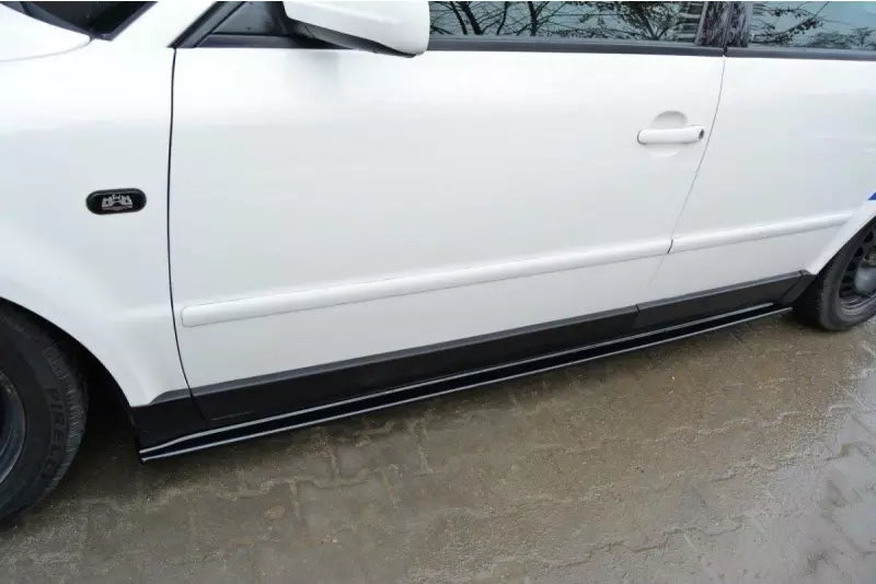 Maxton Design Seitenschweller (Paar) für VW Passat B5 Hochglanz schwarz – Ansicht 1