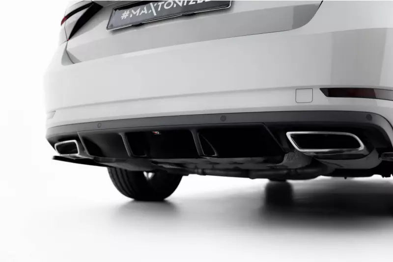 Maxton Design Heckdiffusor für Skoda Superb 3 III 3V Hochglanz schwarz – Ansicht 1