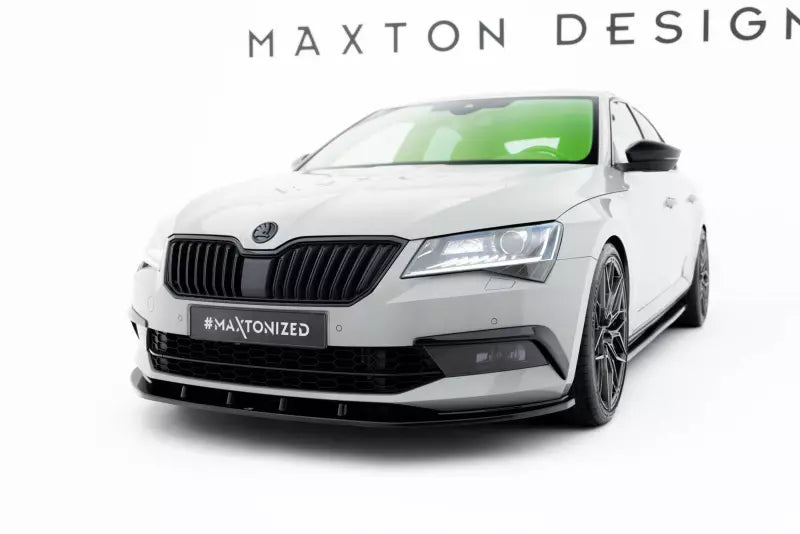 Maxton Design Nebelleuchten Abdeckung für Skoda Superb 3 III 3V Hochglanz schwarz – Ansicht 4