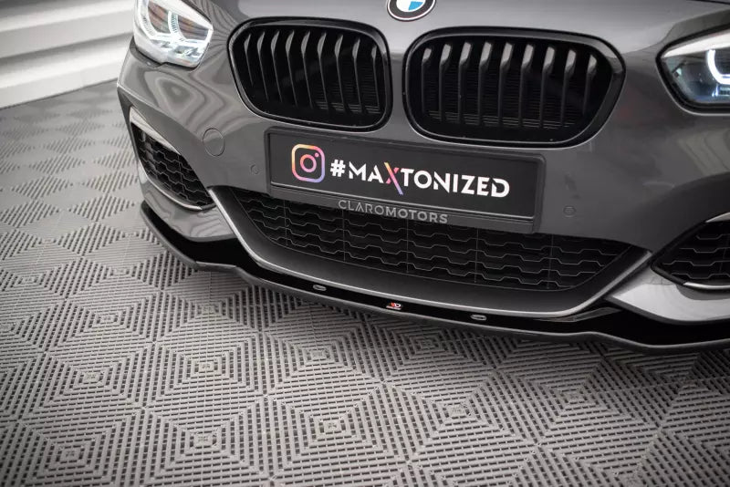 Maxton Design Frontlippe V.1 für BMW 1er F20 / F21 M-Paket Facelift 2015-2019 Hochglanz schwarz – Ansicht 3