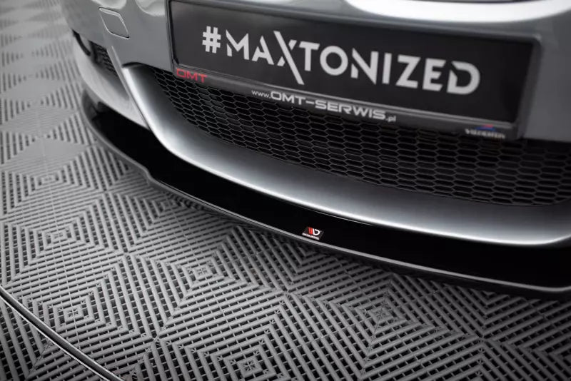 Maxton Design Frontlippe V.2 für BMW 3er E92 M Paket vor Facelift Hochglanz schwarz – Ansicht 3