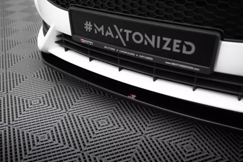 Maxton Design Frontlippe V.2 für Fiesta ST Mk7 vor Facelift Hochglanz schwarz – Ansicht 3