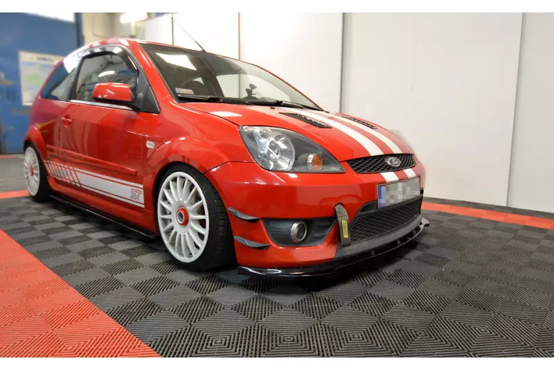 Maxton Design Frontlippe V.1 für Ford Fiesta ST Mk6 Hochglanz schwarz – Ansicht 1